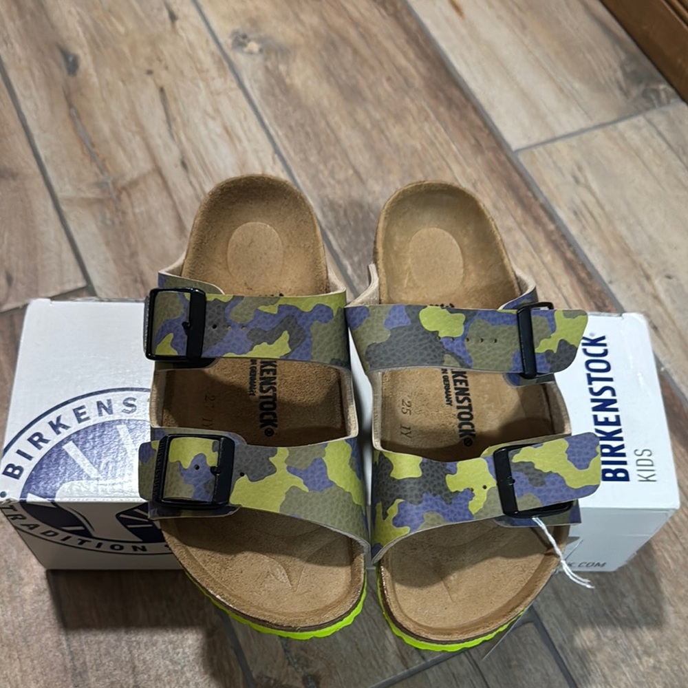 Birkenstock Green and Black Sandals with Adjustable Straps